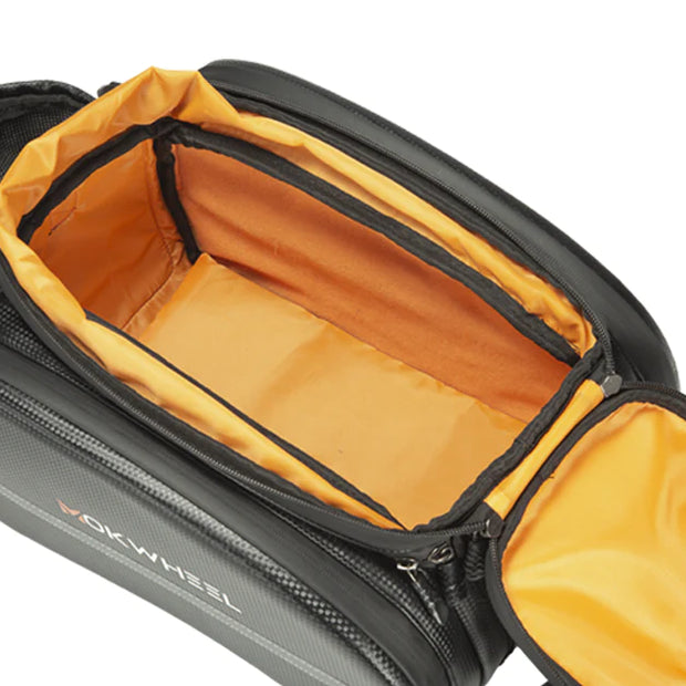 internal view of rear trunk bag